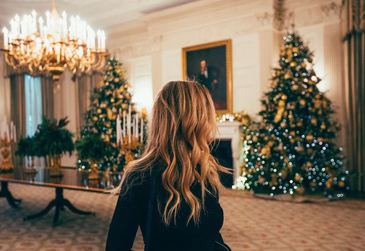 Christmas Gift Guide: Scented Candles for Everyone on Your List